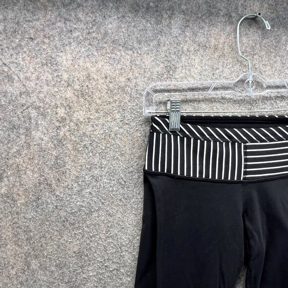 Lululemon Leggings Women 4 Black White Wunder Under Crop Waistband Full-On Capri - Picture 6 of 10